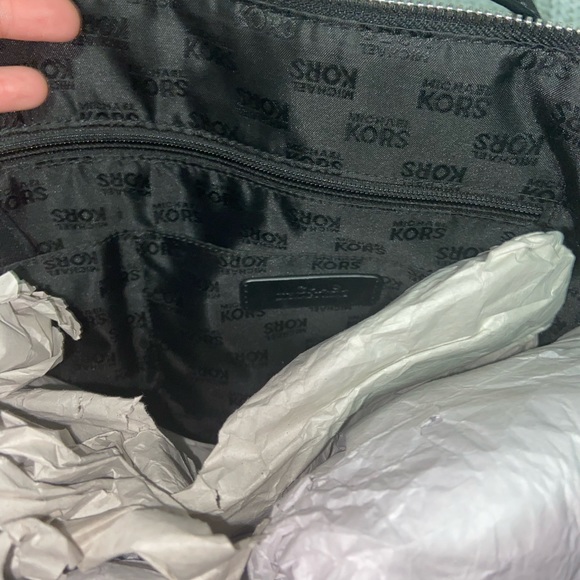 AUTHENTIC Michael Kors Charlotte Logo Bag - Picture 7 of 9